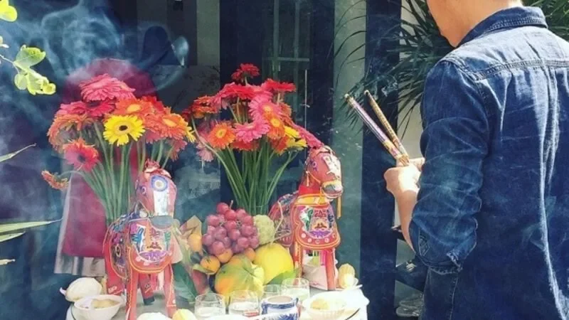 Sắm lễ và cách cúng bán nhà bán đất nhanh chóng, tài lộc