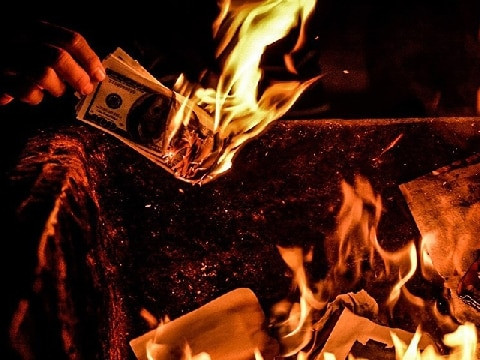 Vì sao cần đốt phong long giải xui?